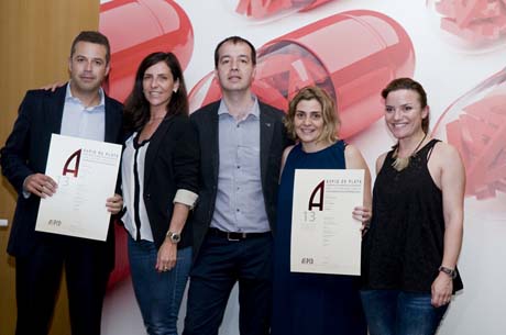 Aspid de Plata a la mejor campaña RRPP de prevención de enfermedades. Nuria Casia y Cristina Aparicio por Nova Harriet; y Roberto Alvarez por Novartis