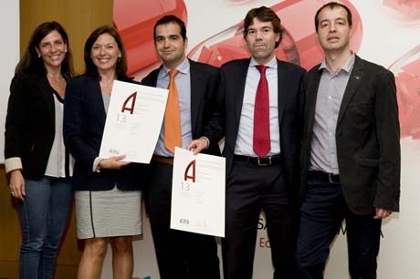 Mejor recurso digital de visita médica. Lourdes de Pablo por Ogilvy, y Santiago Carolá y Javier Cortacero por Janssen