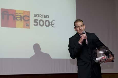 Roger Antich de PMFARMA buscando 'una mano inocente'