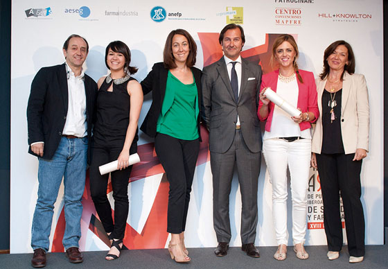 Aspid de Plata. Comunicaciones dirigidas a profesionales sanitarios (campaña integral relacionada con fármacos). Sebastián de la Serna, Laura Catá y Elena Gutiérrez (Saatchi); Guillermina Bravo (Pharmamar). Ver obra: 3545
