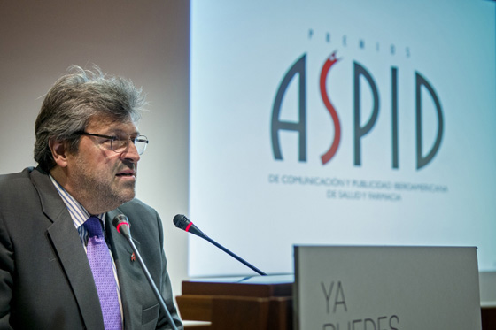 José Luis Villaluenga dando comienzo a la Gala Aspid 2015