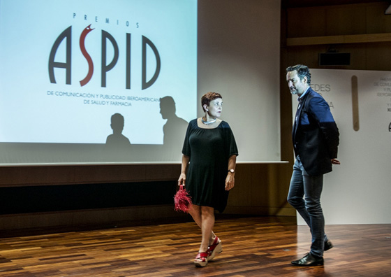 Mar Guerrero, Directora Creativa Ejecutiva de Barcelona de Saatchi & Saatchi, y José Antonio Alguacil, Responsable de Inconformismo de Ilusionslabs, Presidentes del Jurado de la XIX edición