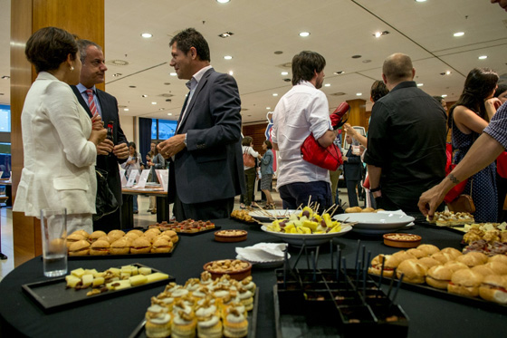 Pica pica tras la entrega de premios