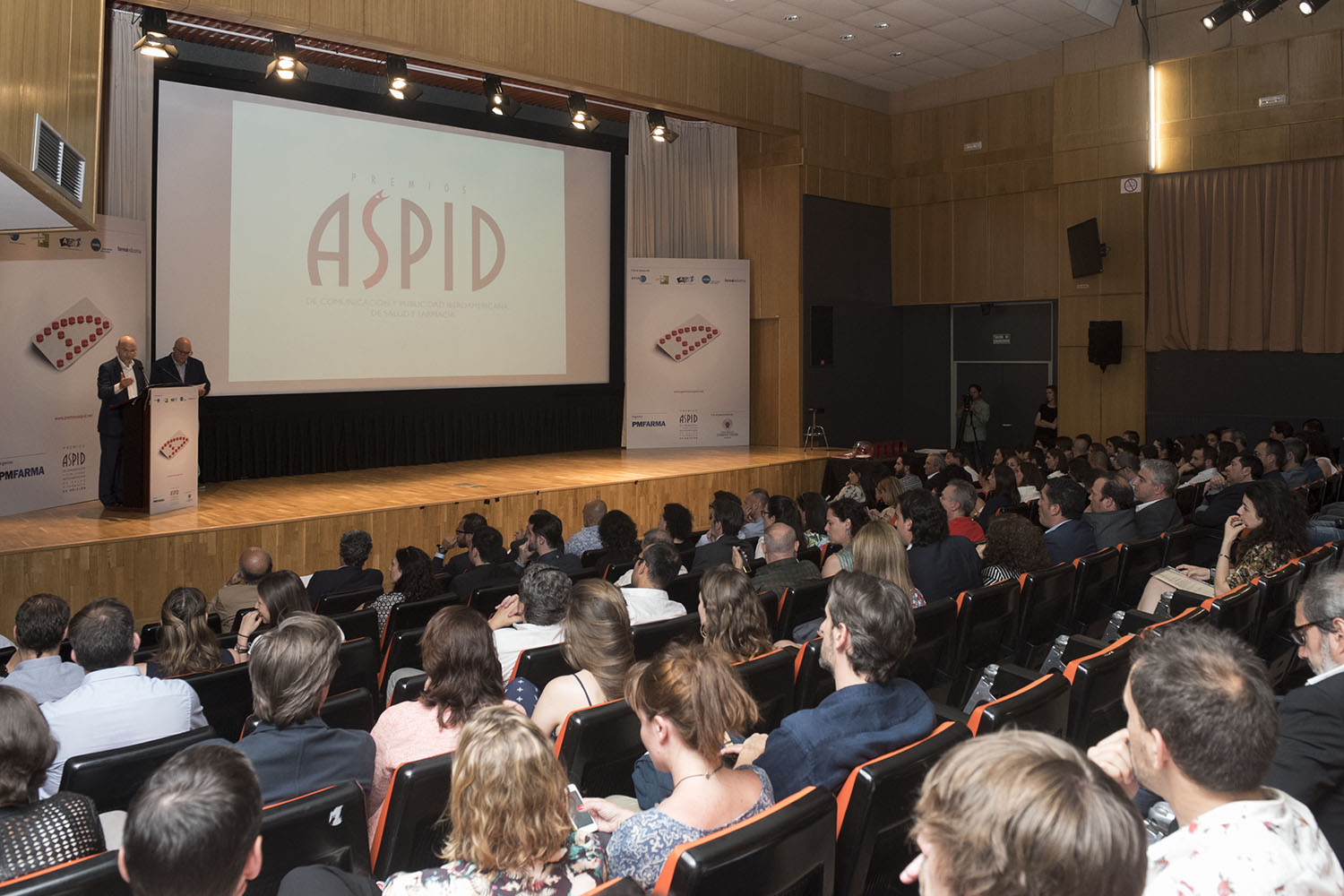 Asistentes a la Gala