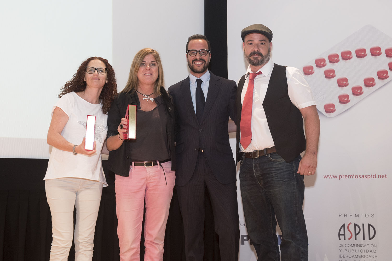 Raquel Mizrahi de Bubblegum, Mar Escudero de Novartis y Sergi Villar de Bubblegum