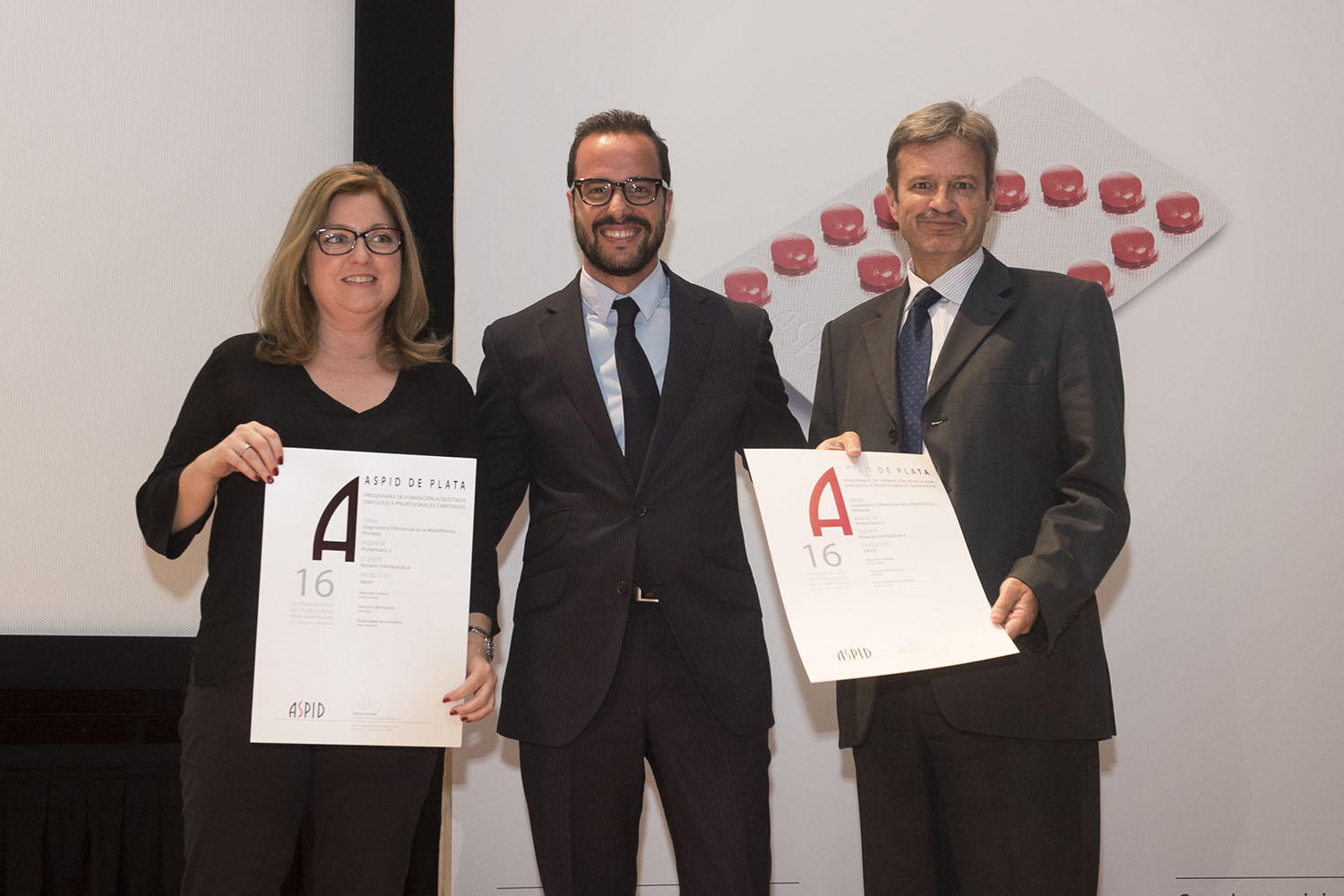Isabel Gallardo de Novartis, Alfonso Formariz y Xavier Taponet de Profarmaco 2