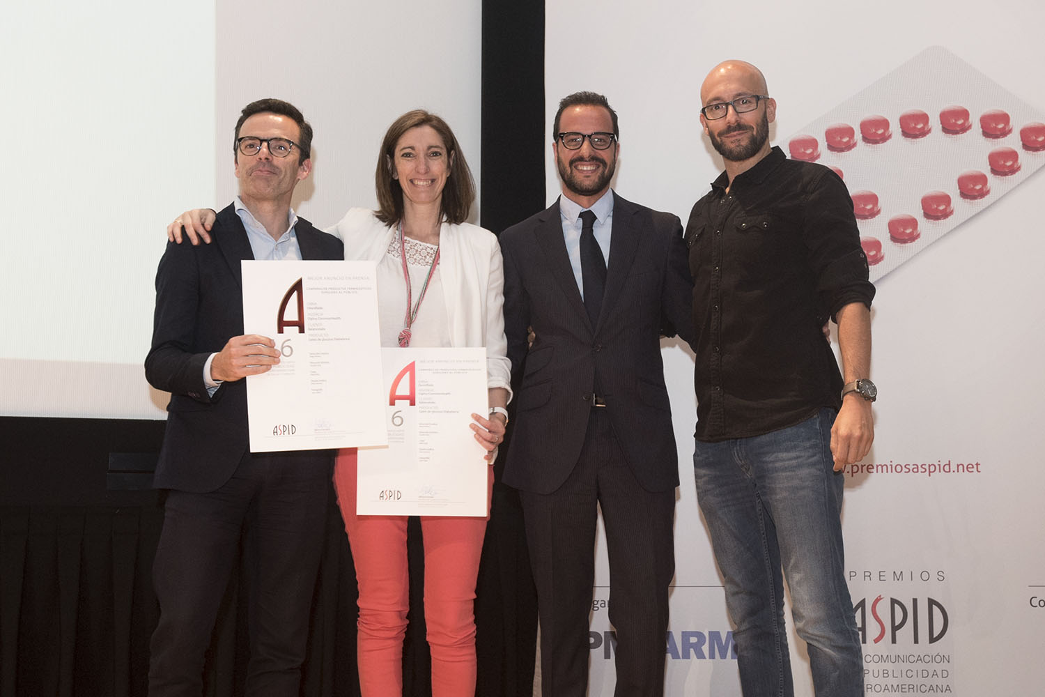 Diego Ferrández de Balancelabs y Silvia Revuelto y Diego Perriers de Ogilvy