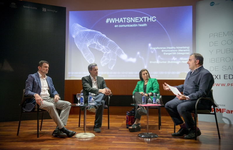 Pere Florensa (Healthy Advertising), Ángel González (Ideagoras), Mónica Moro (Menarini) y Rodney Bunker como moderador (Bubblegum)