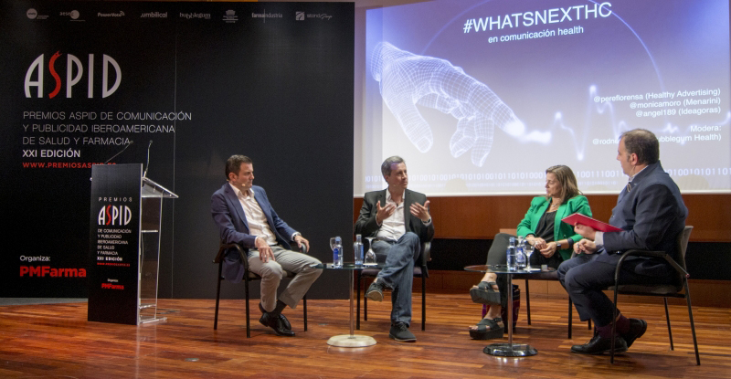 Momento del debate en el Auditorio