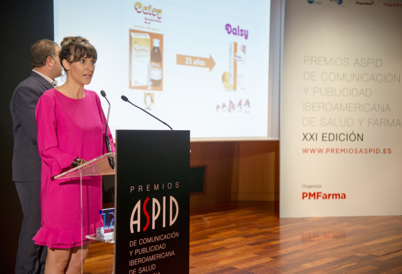 María Hurtado, Product Manager Pain de Mylan, explicando su proyecto