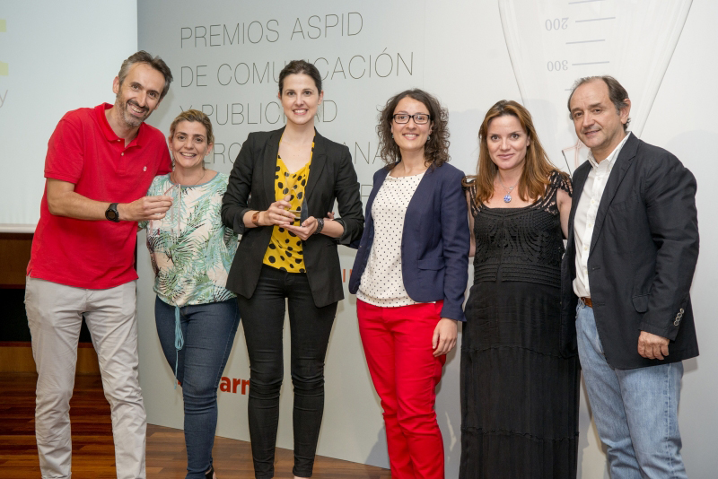 Xavi Rambla y Cristina Aparicio (Nova Harriett), Carlota Gómez de la Hoz e Isabel López (Bayer) y Núria Casia (Nova Harriett)