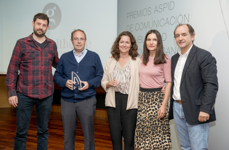 Gerardo Álvarez (Global Healthcare), Miguel González y Pilar Brazis (Leti) y Silvia Giménez (Global H.)