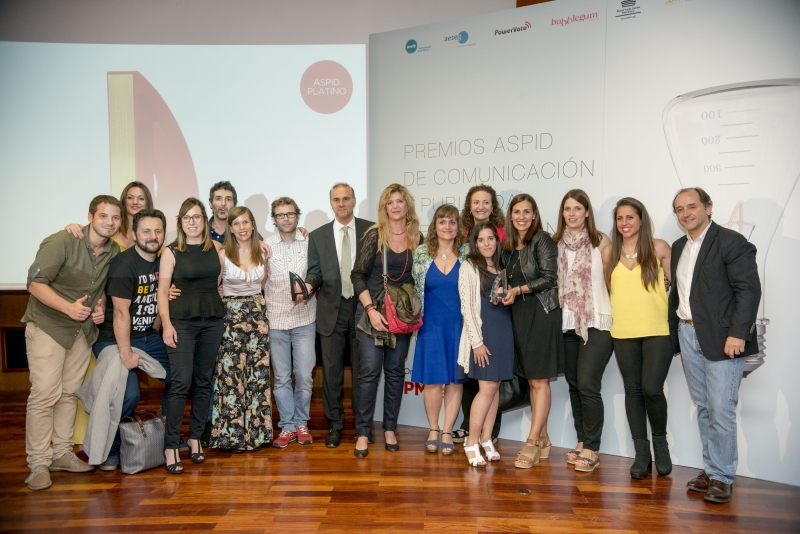 Los ganadores del Premio Platino más votado por el público, "AnticoagulaciOFF"