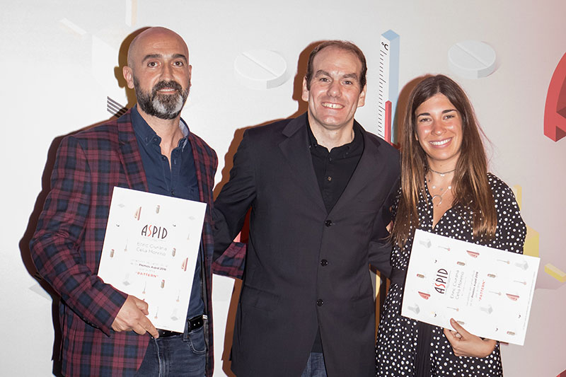Enric Ciurana y Celia Moreno de McCann Health con Roger Antich de PMFarma