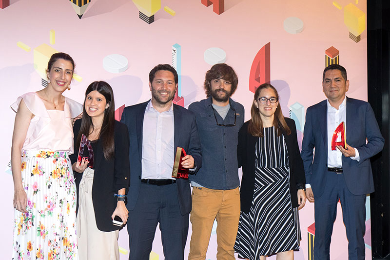 Rosario Machado e Isabel Serrano de Janssen, Alberto Moldón y Esther Lantigua de Adelphi y Julio Álvarez de VirtualWare