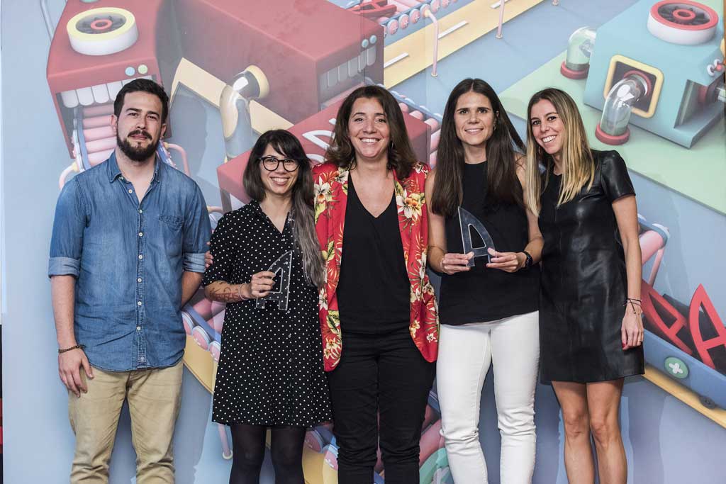 Lluís Pollina y Vanessa Millet de Microbio con Berta Bonet y Mónica Martínez de Uriach