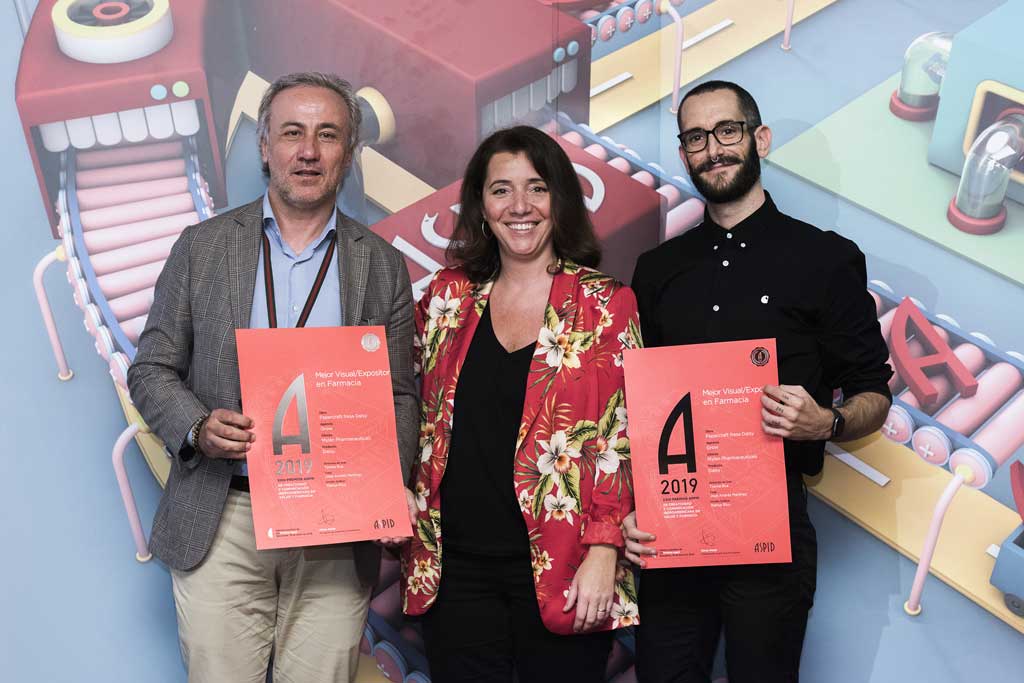 Juanjo Arroyo y Javier Bartolomé de Grow con Olivia Walsh