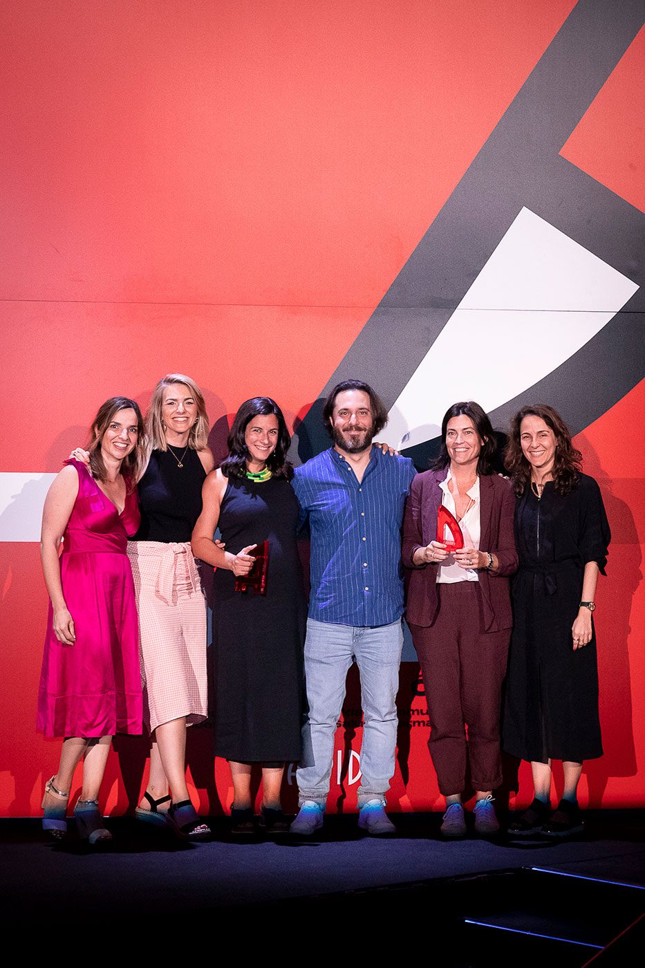Mar�a Jos� Mart�nez, Henar L�pez y Aina Mauri de Novartis con Georgina Rosell y Catalina Agudelo de LLYC
