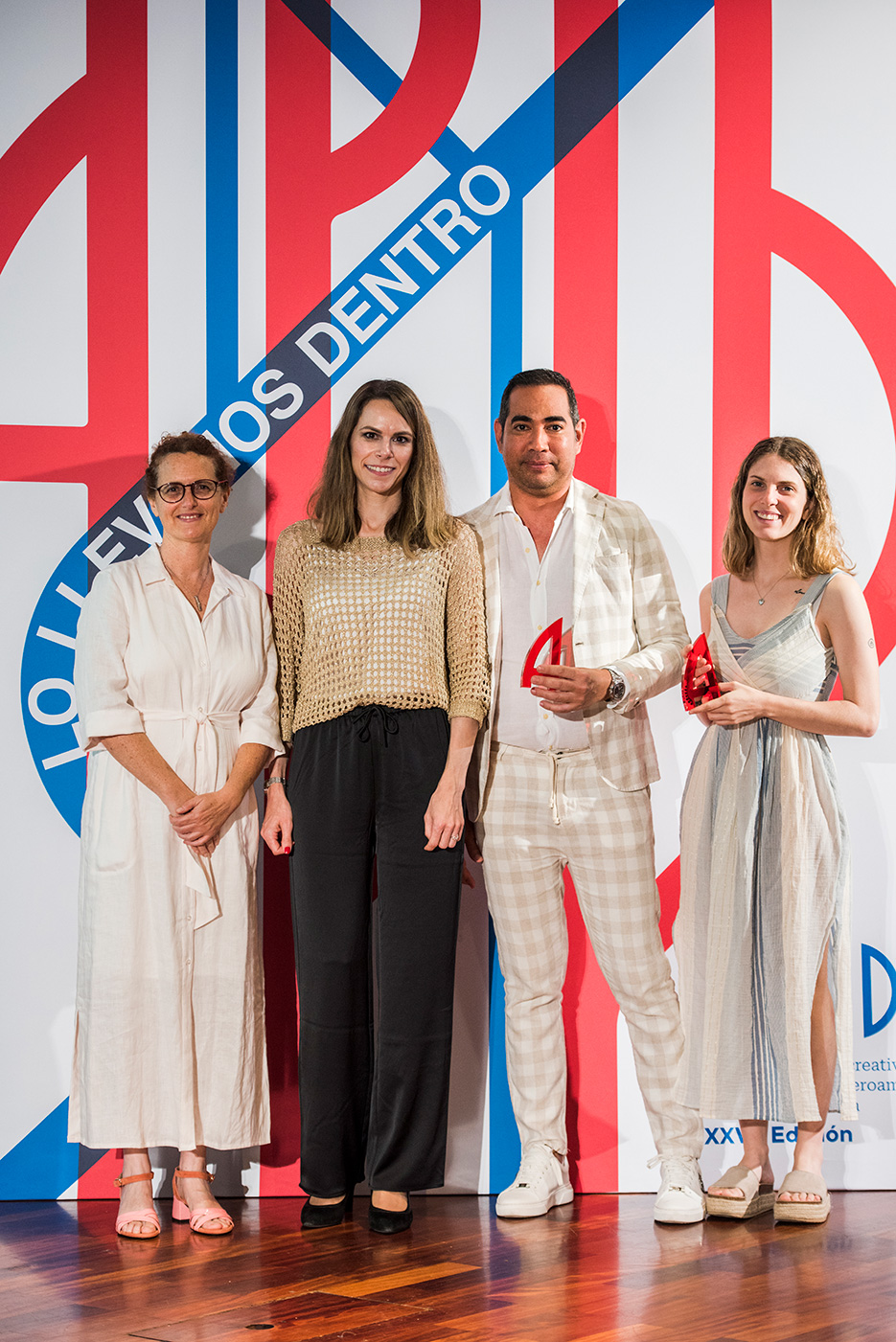 Tania Men�ndez y Dr. Maikel Ayo de Grupo Sanitario Ribera y Mireia Mart�nez de  Tucuvi