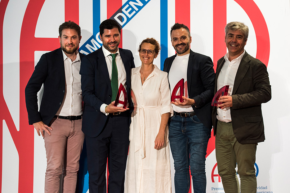 Adri�n N��ez de Clover,  Fernando Mozo de Gilead, Jos� Garc�a de SEOM y  Pablo Mart�nez de Clover