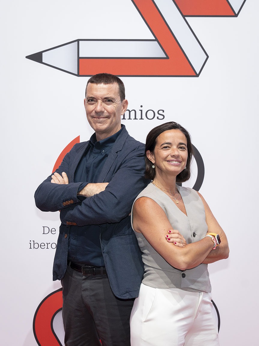 Ricard Robres, Presidente del Jurado de esta edici�n, con Tere L�pez de CDM Barcelona
