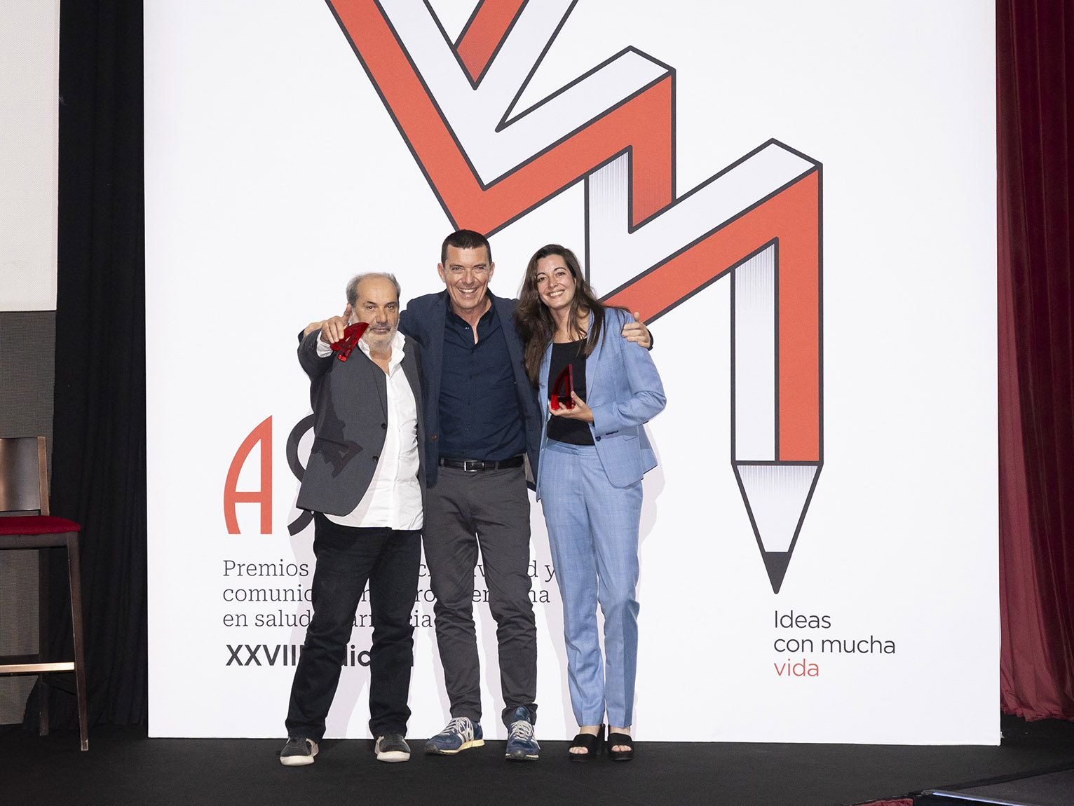 Ferran Llopart de Microbio Gentleman y Georgina Portas de Menarini M�xico