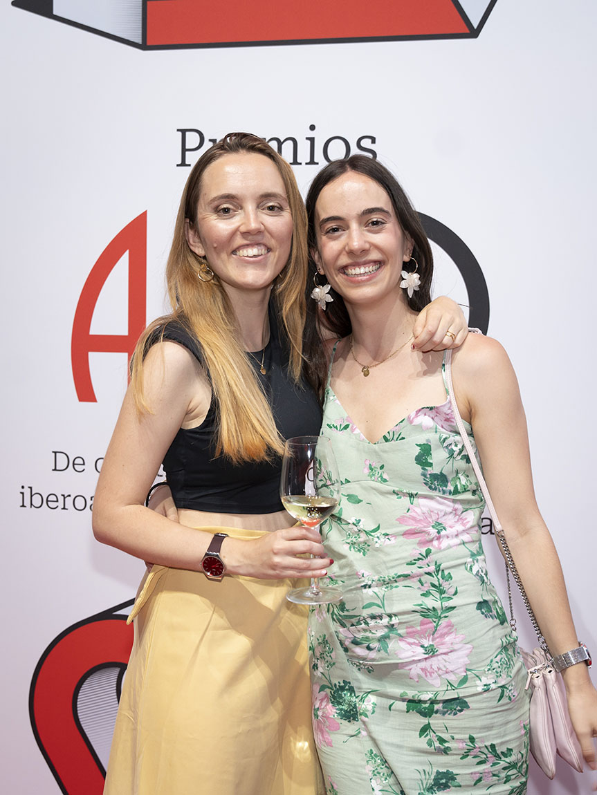Contentas en el photocall