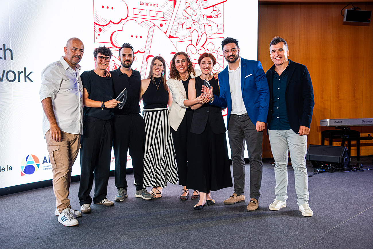 Ricardo Plat�n, Arantxa Campos, Ra�l Labrador, Noelia Moreno de Havas y Luc�a Mart�nez, Mar�a Molina, Jorge Porcel de Nutricia y V�ctor Navarro