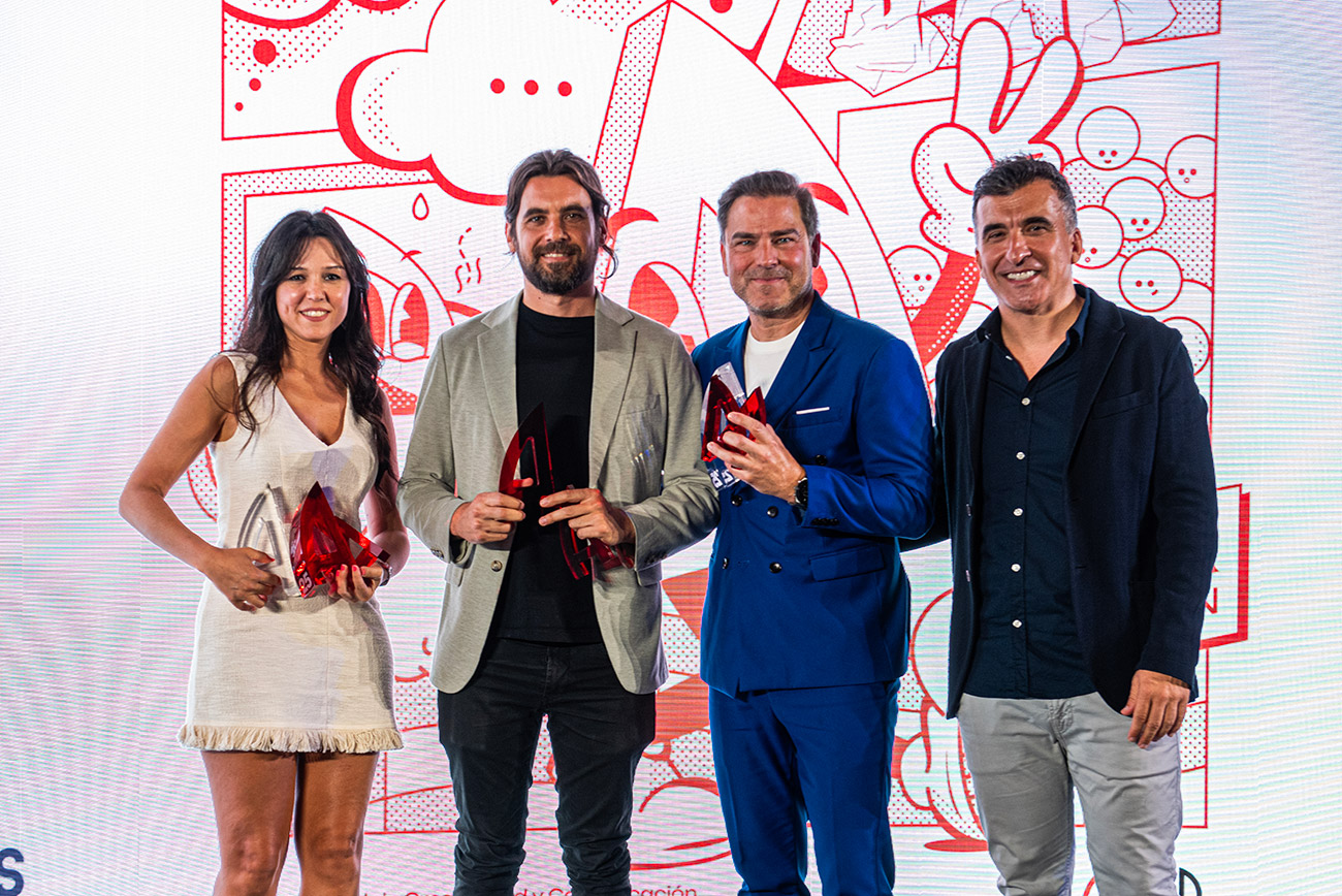 Aspid de Oro a la mejor campa�a institucional o corporativa de empresa, Aspid a la Mejor Direcci�n de Arte en Craft, Aspid de Plata a la mejor obra en la categor�a Craft y Aspid a la mejor gr�fica en campa�as institucionales o corporativas