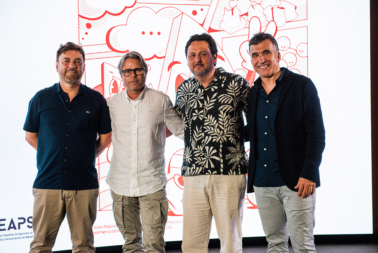 David Rodr�guez con Alfonso Lugstenmann de Fundaci�n PKU y Leo Rinc�n de VML
