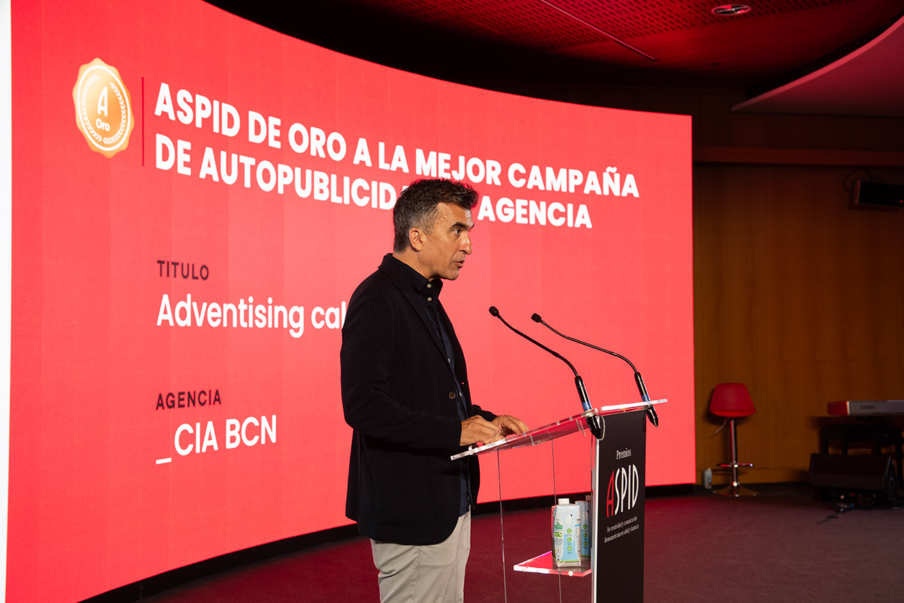 V�ctor Navarro tambi�n present� la categor�a de Autopublicidad de agencia
