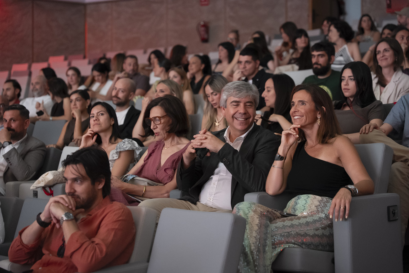 Sonrientes ganadores