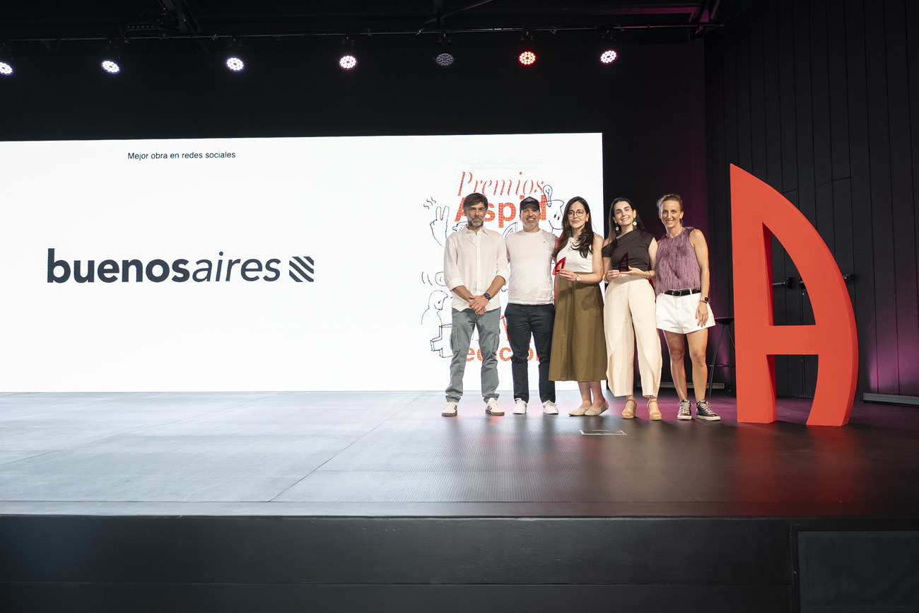 Mejor obra en redes sociales