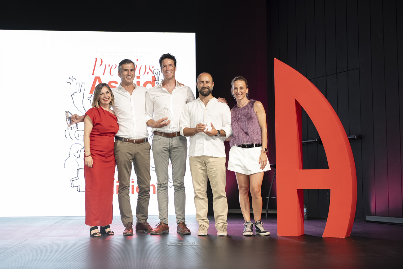 El trío de ases con Carolina y Celina
