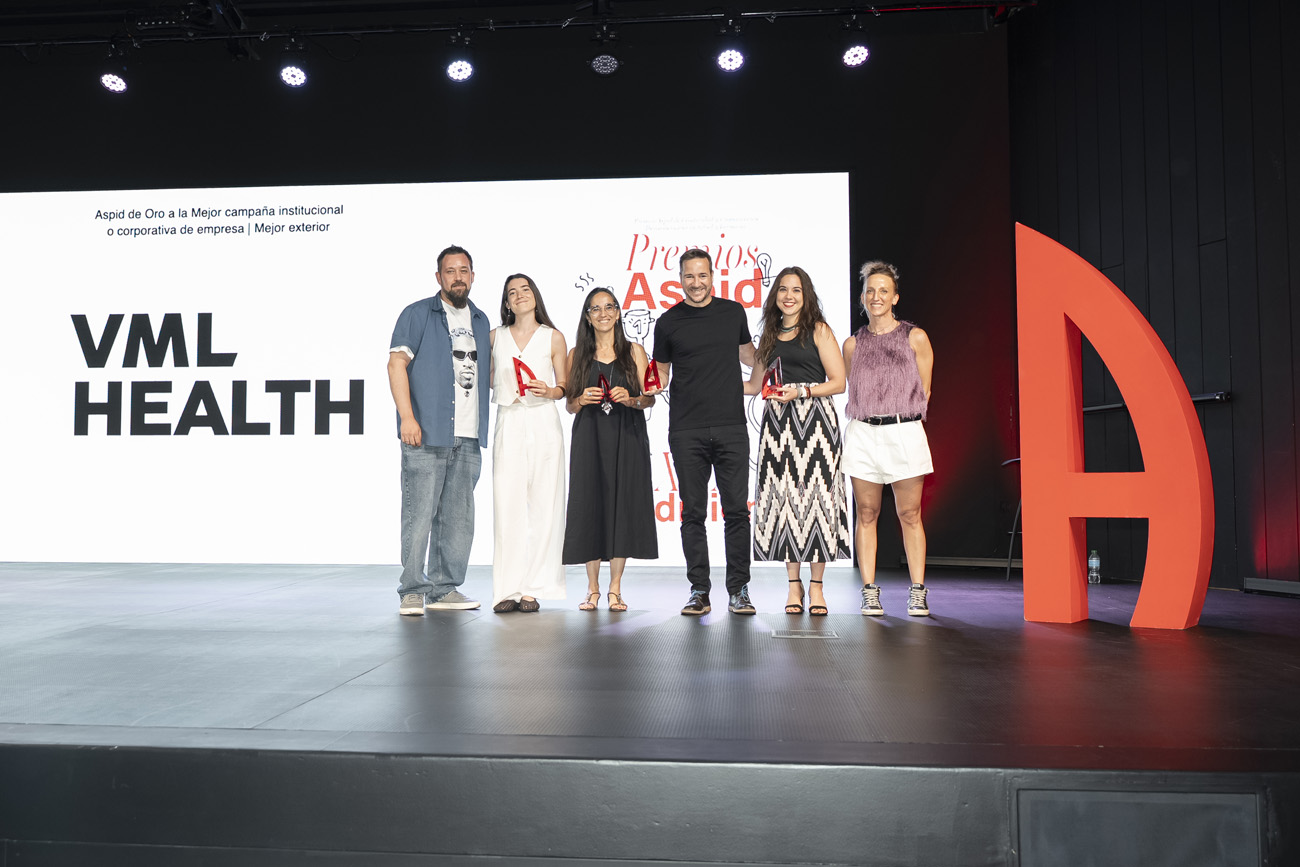 Aspid de Oro a la Mejor campaña institucional o corporativa de empresa y Aspid al Mejor exterior
