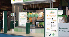 Stand UCB: Cuna de Newton
