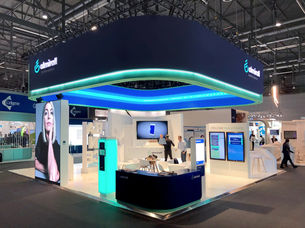 Booth Almirall EADV Ginebra 2017 - 6