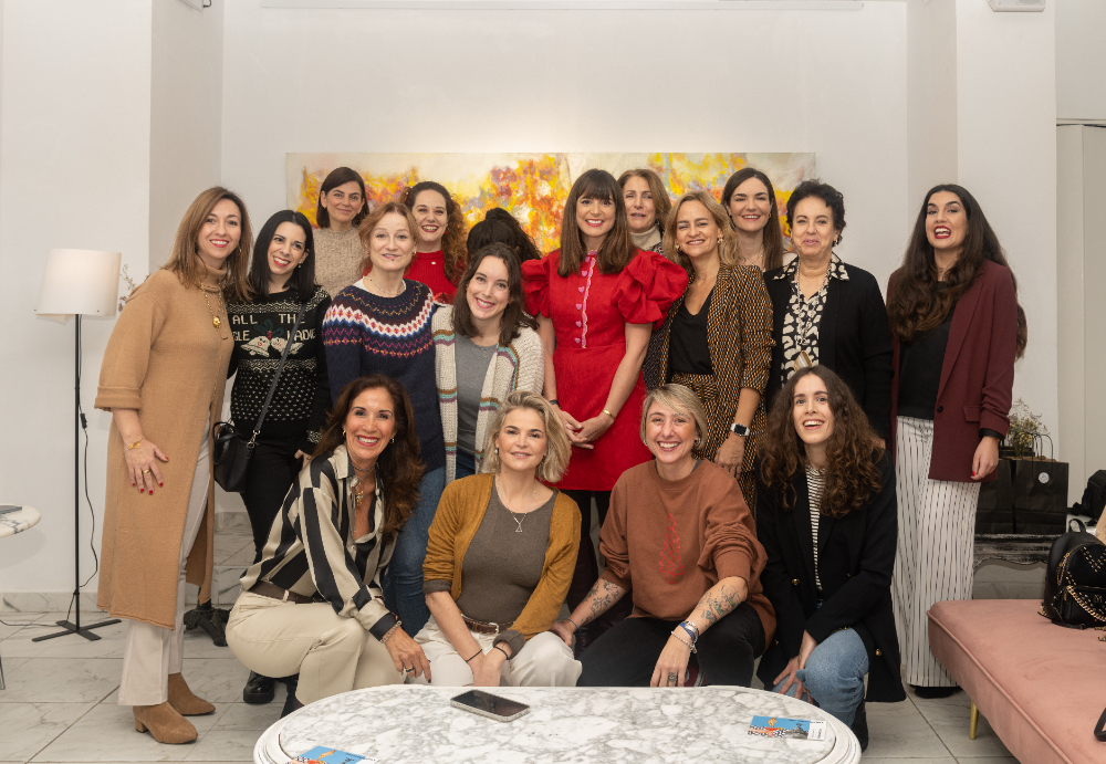 COLECCIÓN ATDP- CRISTINA MITRE Y MIA COSMETICS - 9
