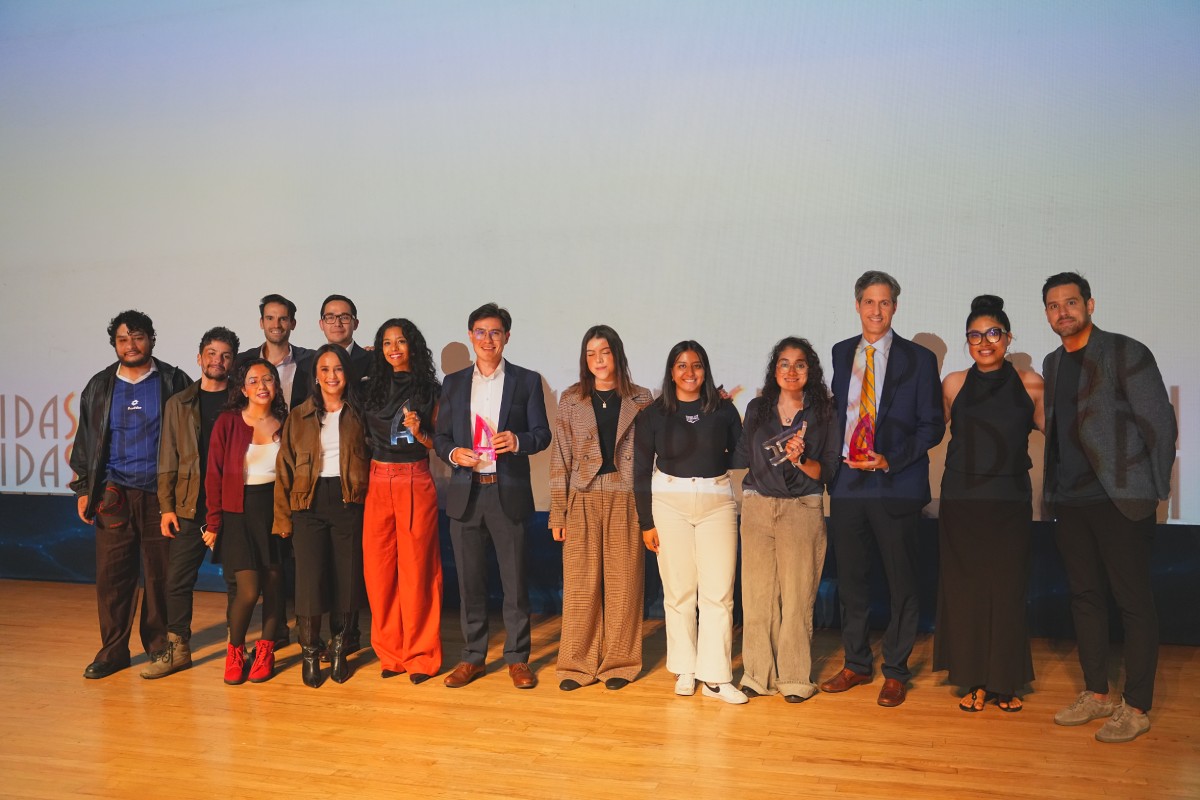 Edelman México y Lilly México. Aspid de Oro en Campañas de Concientización y Aspid de Plata en Relaciones Públicas.