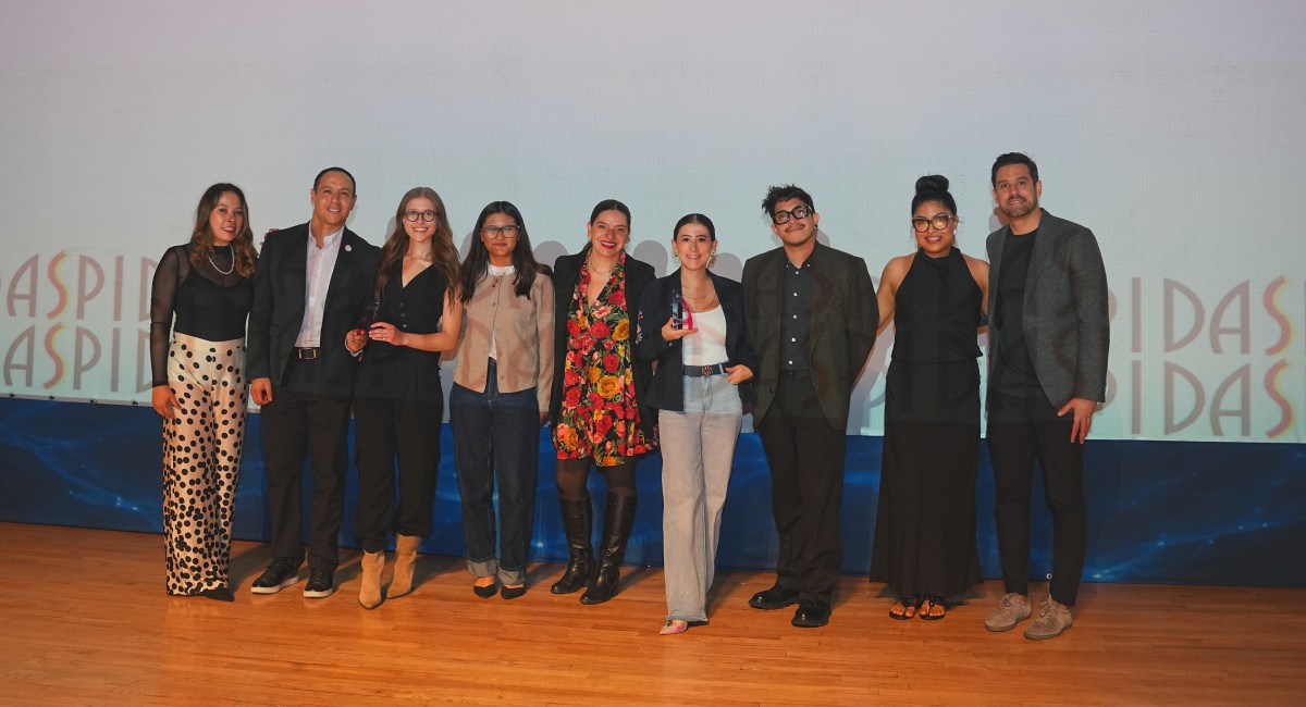 Tres Prima y Novo. Mejor reunión con profesionales sanitarios.